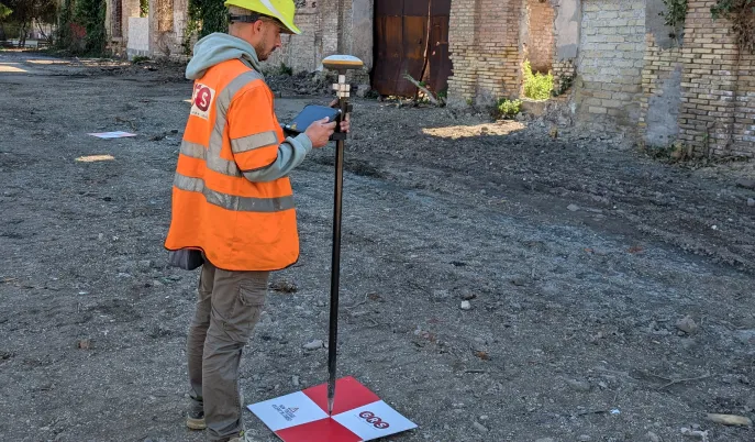 Topographic survey by GNSS